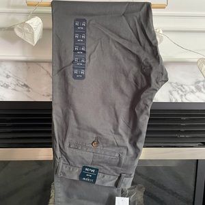 J Crew Slim fit flew khaki pants, size 34x34,Grey.